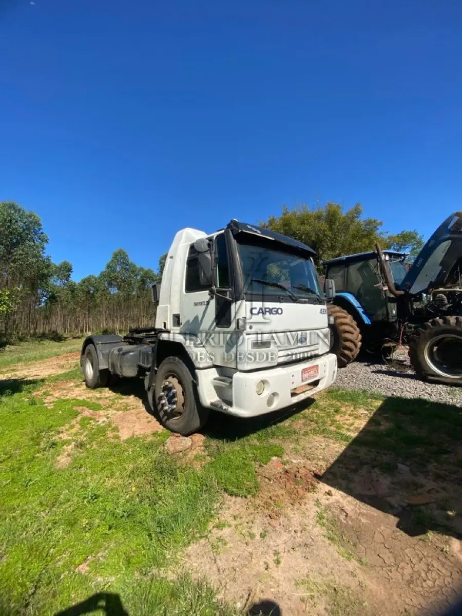 LOTE 445