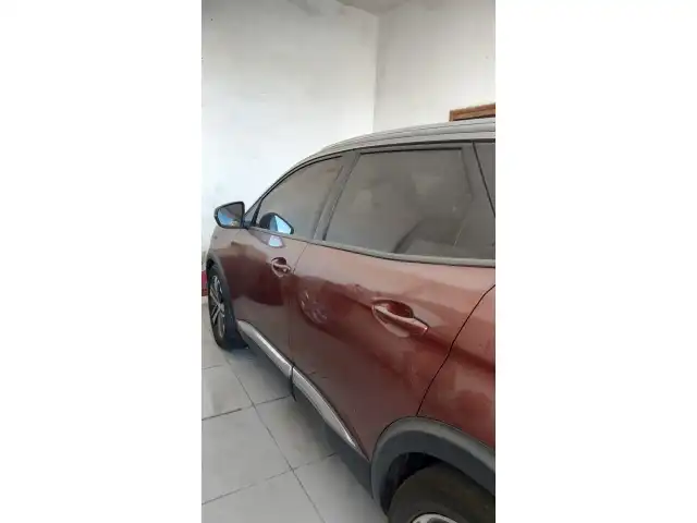 AUTOMOVEL I/PEUGEOT 3008 GRIFFE AT