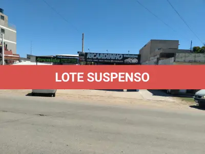 LOTE 123 - UM TERRENO E UM PRÉDIO DE ALVENÁRIA