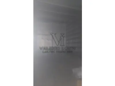 LOTE 430 - UM CAMINHÃO IVECO/VERTIS 90V16, ANO 2011 MODELO 2012